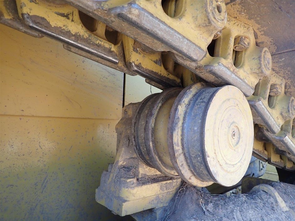 Large Oval 925 Sterling Silver Simulated Diamonds Ring - Size 9