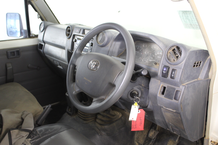 2ct Oval Cut Simulated Diamond 18K Gold Filled 925 Silver Ring - Size 9