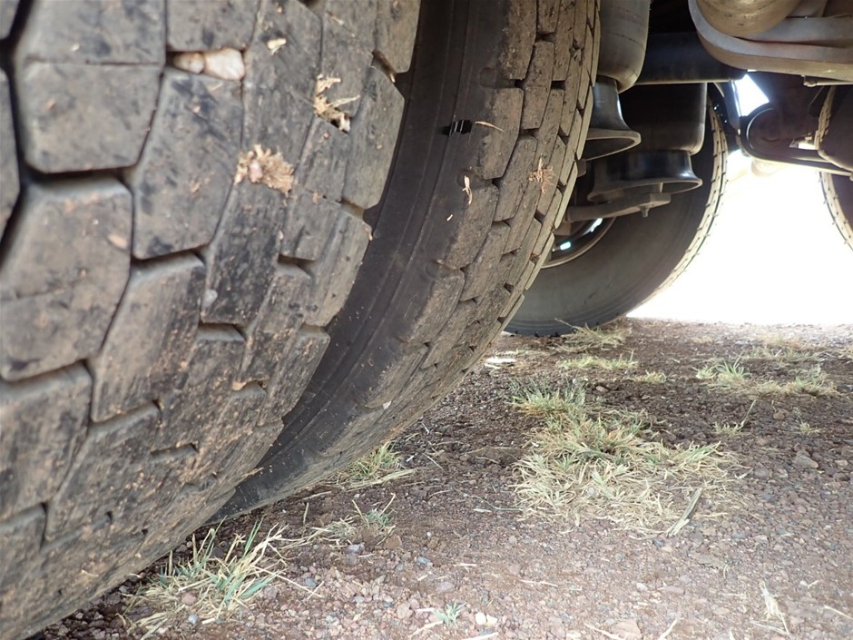 CLARKS Women's Annadel Eirwyn Wedge Sandal, Black Nubuck, Size US 6M/ UK 3.
