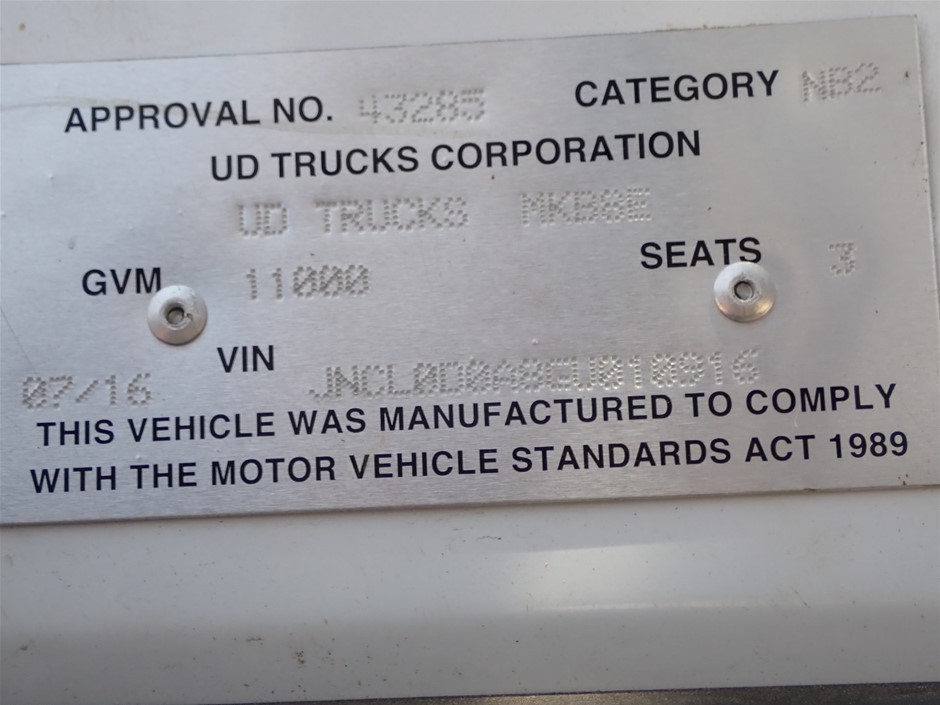 1966 Australian Round Silver 50 Cent Coin Capsule - 80% Silver