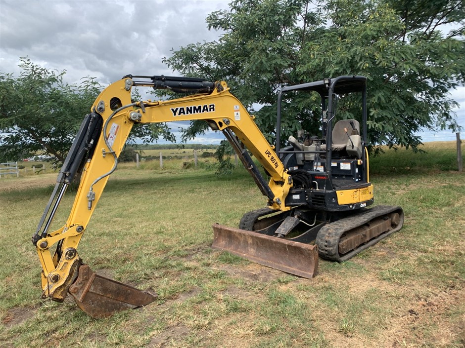 Rockland Jungle Softside Upright Luggage Set, Pink Leopard, 4-Piece Set (14