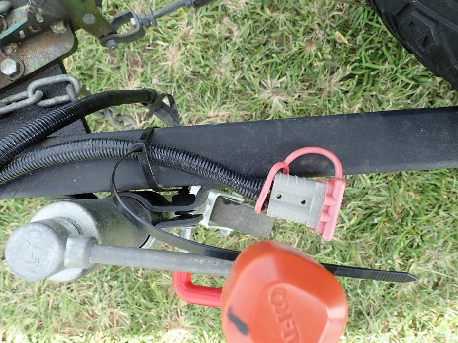 Ultimate Body Press Wall Mount Pull Up Bar