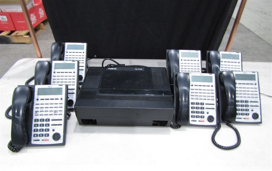 TOMMEE TIPPEE Baby Bottles, Natural Start Glass Anti-Colic Baby Bottle with