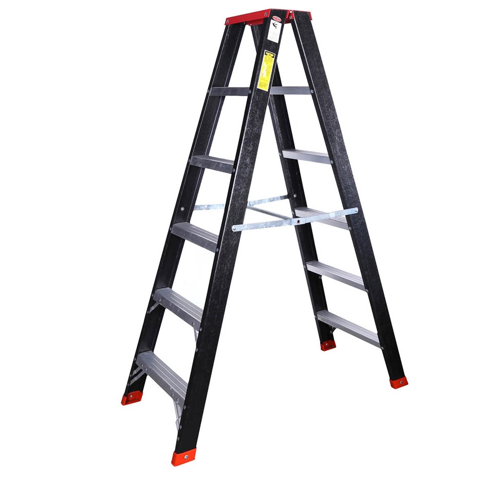 VORNADO Strata Compact Oscillating Tower Fan with Remote Control.