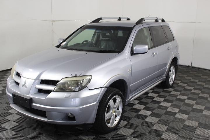 REMINGTON Men's Precision Trimmer/Groomer Kit. NB: Untested.