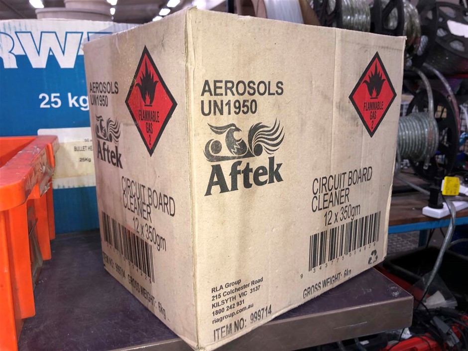 2 Carat round 2 white diamond each CVD Uncertified