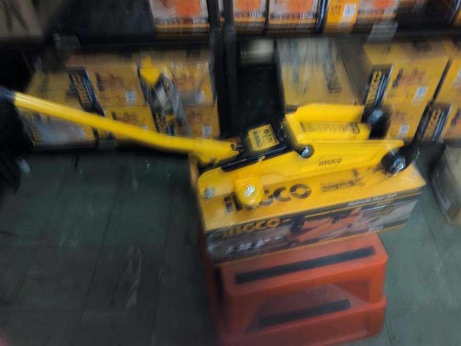 Skechers Men's Vapor Foam Sneaker, Classic - Olive, US 10