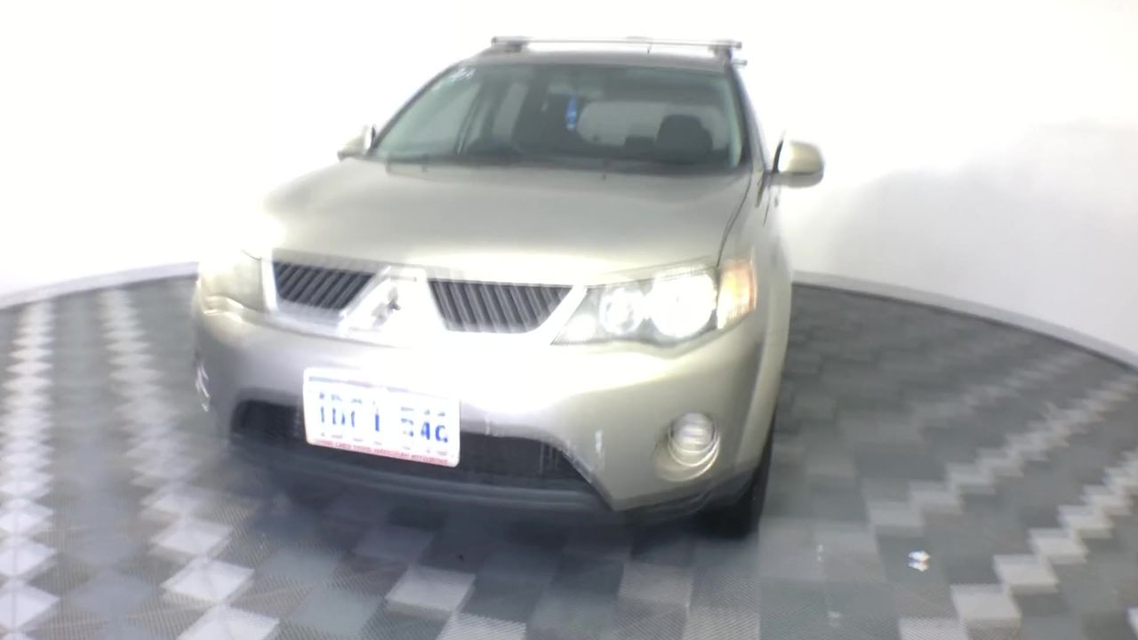 Medium Quality Carry Case with Assorted Bolts