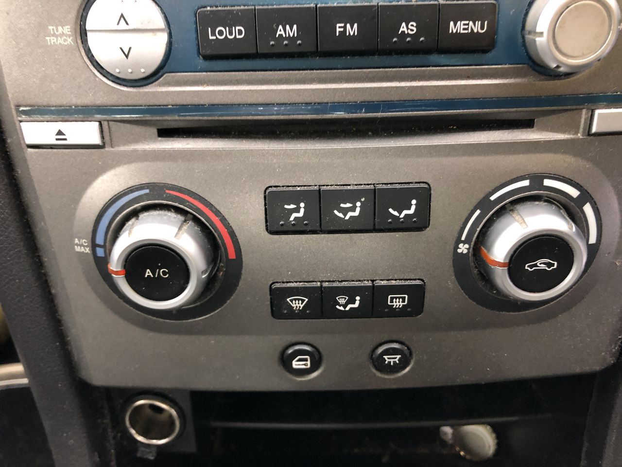 1966 Australian Round Silver 50 Cent Coin Capsule - 80% Silver