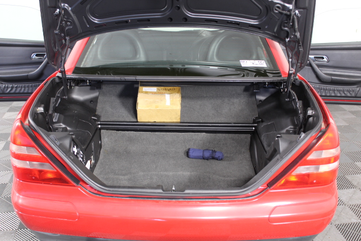 SHARK StainStriker Portable Carpet & Upholstery Cleaner, Powerful Dual-Acti