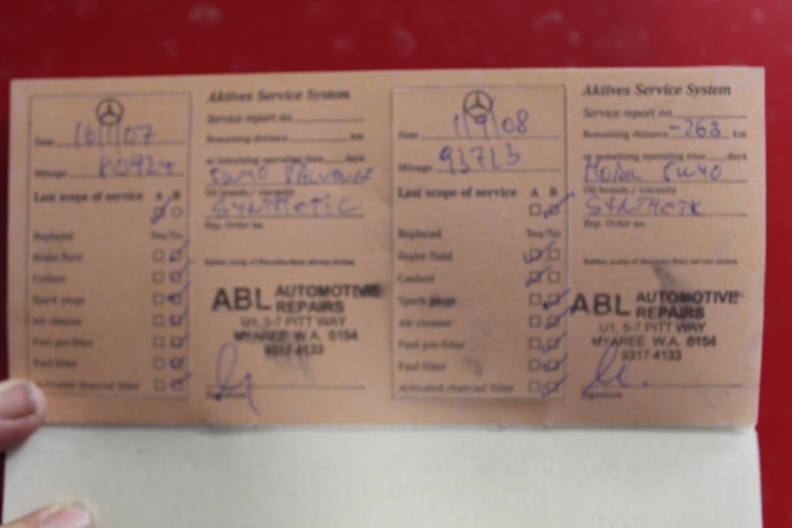 HOOVER PowerDash Pet Advanced Compact Carpet Cleaner.