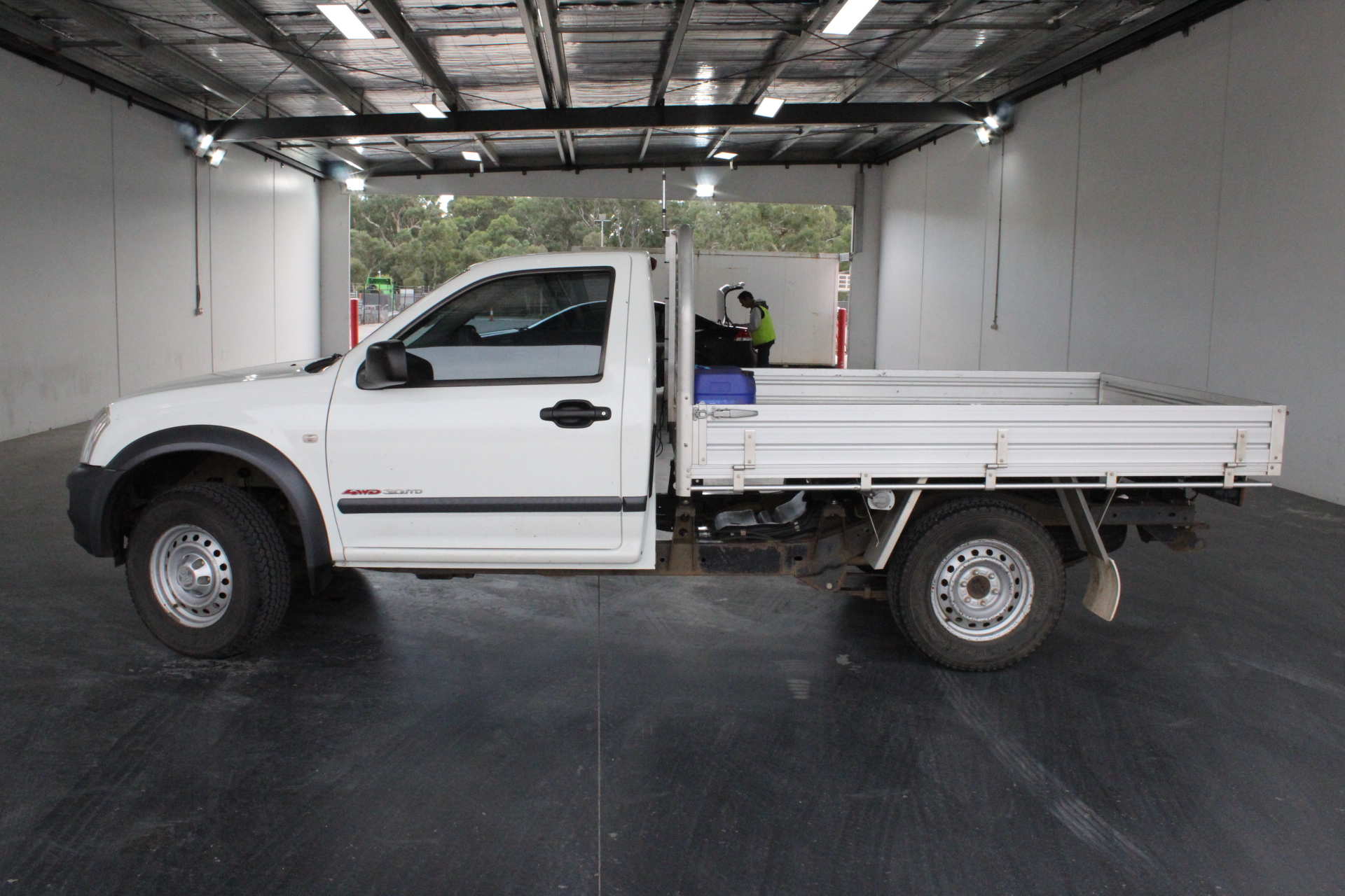 NINJA Ice Cream Maker, Colour: Cloud Silver.  Complete accessories. NB: Has