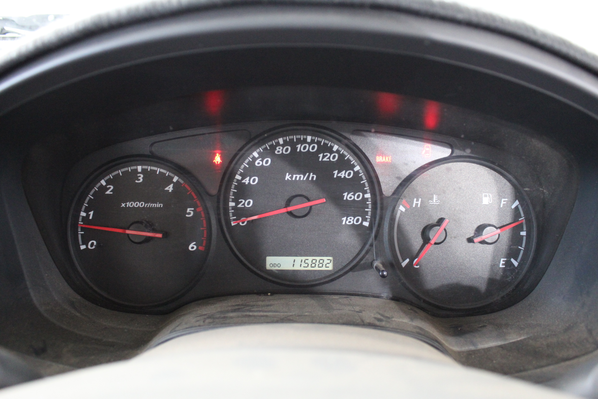 SOEHNLE Style Sense Safe 300 Stainless Steel Bathroom Scale, Digital Scale