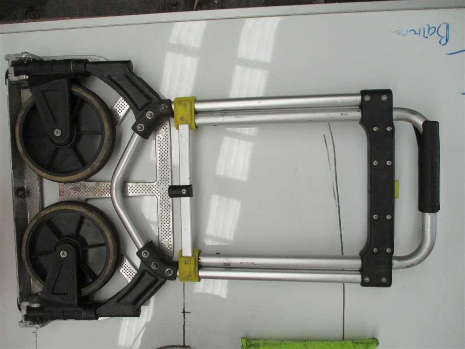 75L Portable Fuel Tank with 12V DC Pump(Unused)