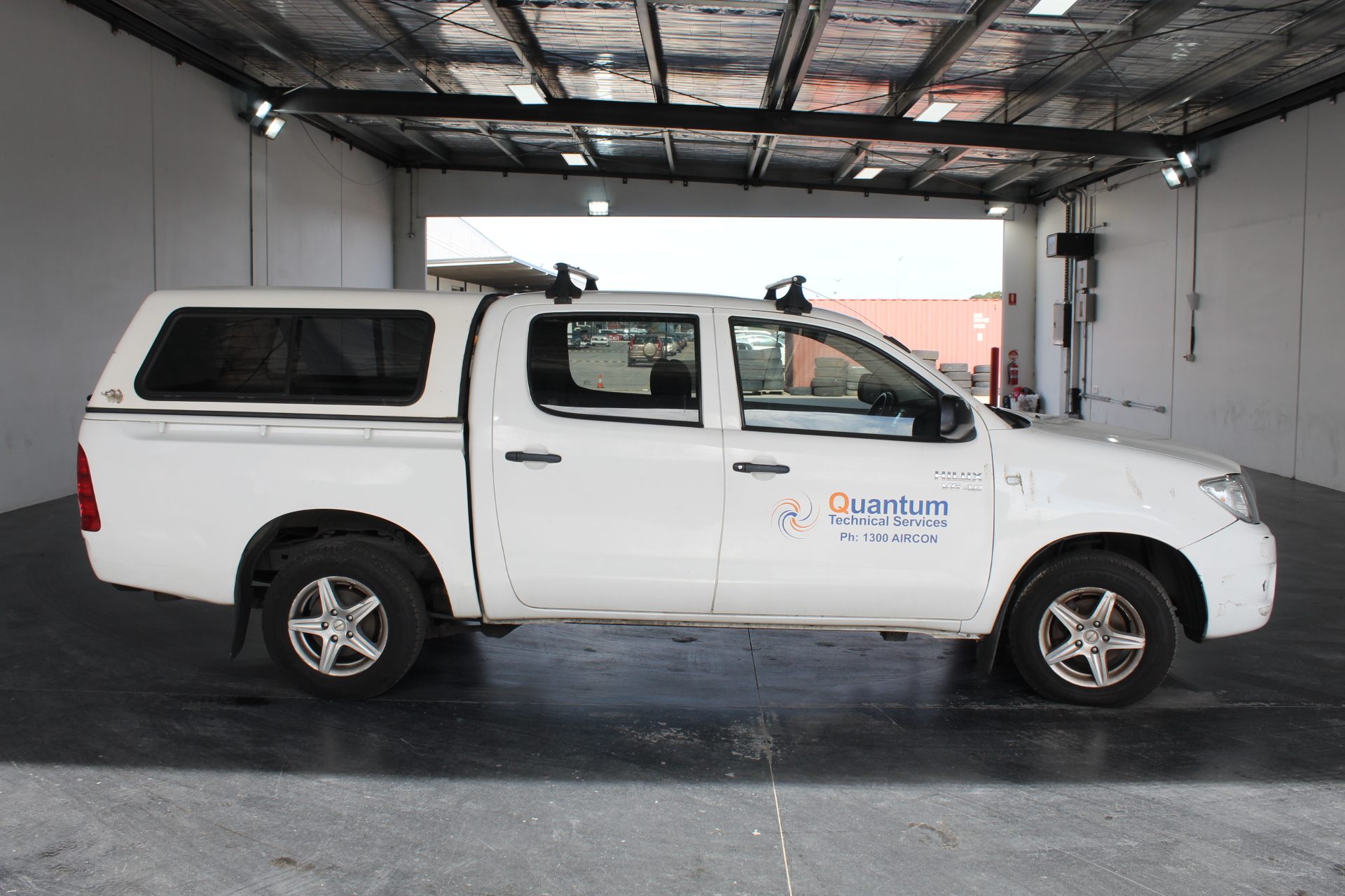 43 x CADBURY Cherry Ripe Chocolate Bars, 44g. Best Before: 02/2026.