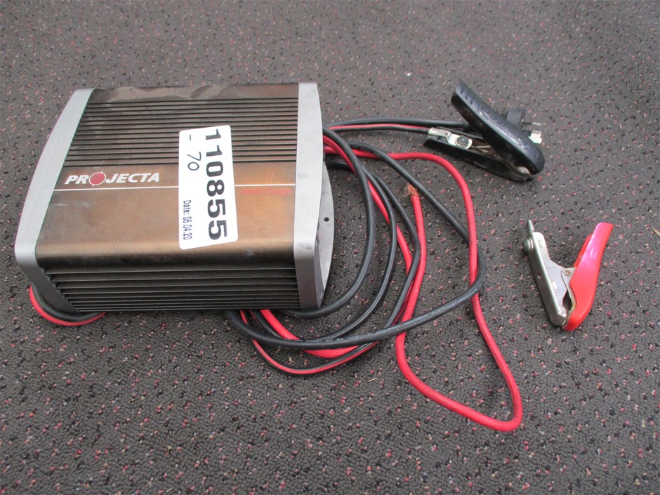 Projecta IC2500 12V 25A 7 Stage Battery Charger Auction (00507026459