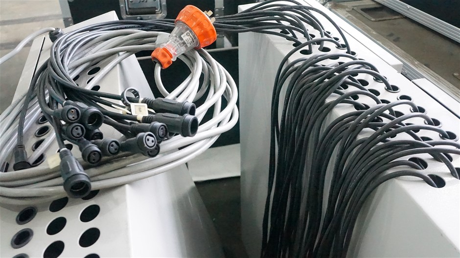 SKULLCANDY SLYR Wired Over-Ear Gaming Headset for PC, PlayStation, PS4, PS5