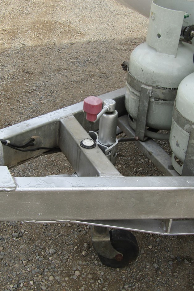 Henri Le Blanc Cuvee Rosé Brut NV (6x 750mL), France.