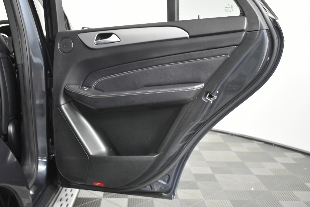 Sacred Hill Shiraz Cabernet (12x 750mL). NSW.