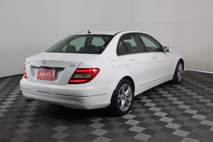 5-6mm Greyish Blue Pearl & Swarovski Pearl Charm Bracelet