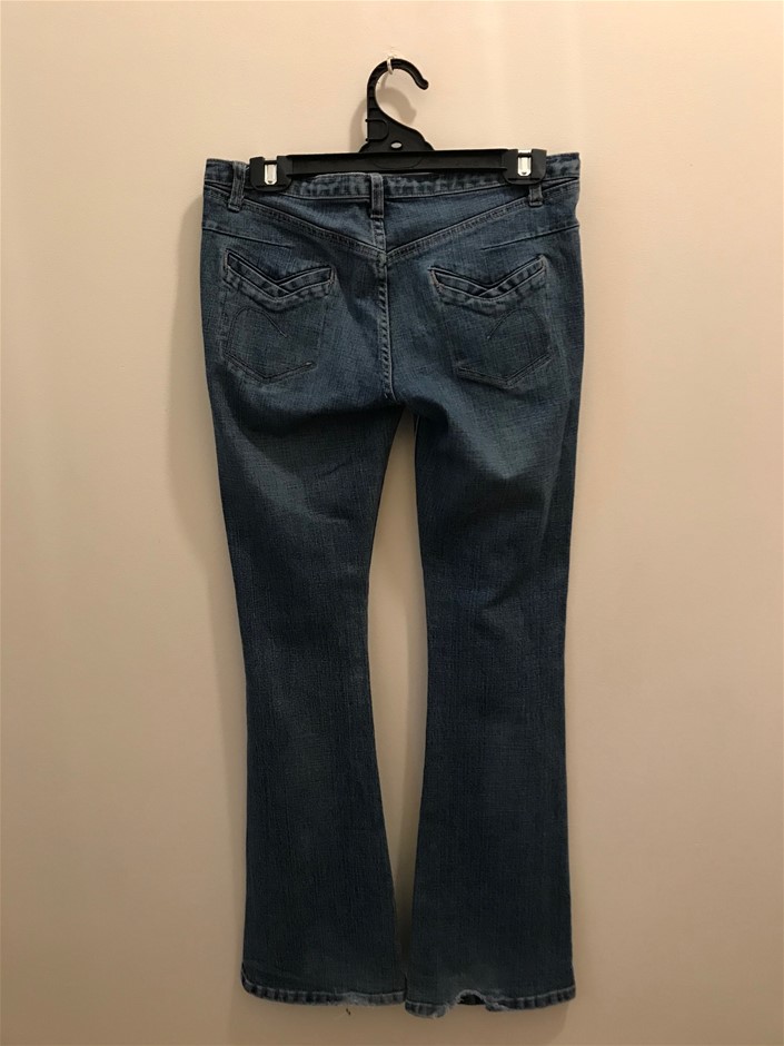 Pierre Delize Rosé Brut NV (6x 750mL), France.