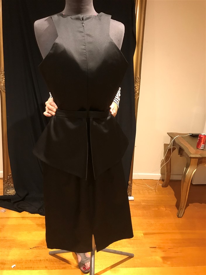 Wolf Blass Red Label Sauvignon Blanc (6x 750mL). Current Vintage Release.