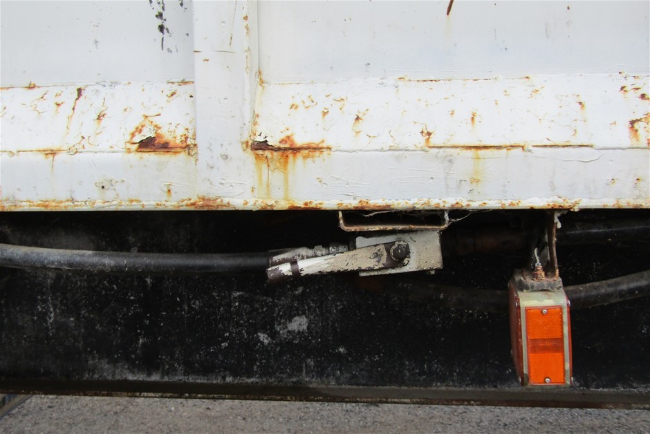 TP-LINK Bluetooth 5.0 Nano USB Adapter, Compatible with Bluetooth, B500.