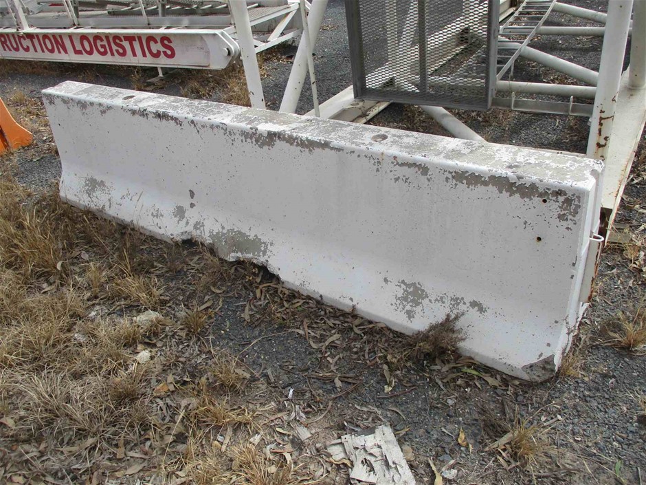 ELEVEN Lightweight Jolt Workwear Short, Size 67R/26, 100% Cotton Twill, Dir