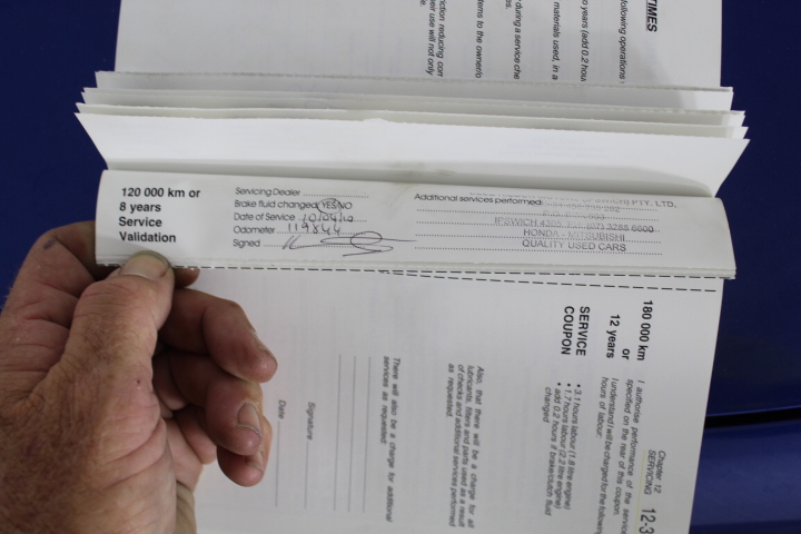 Simulated Diamond Circle Ring Magnetic Snake Bangle - Yellow/Gold