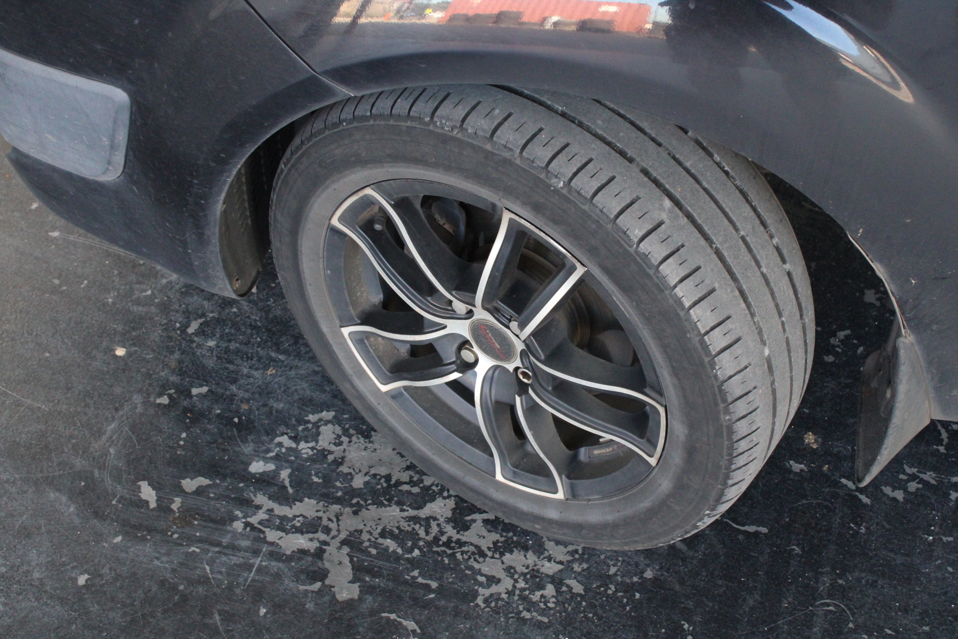 <p>Assorted Goods Pallet Of</p>