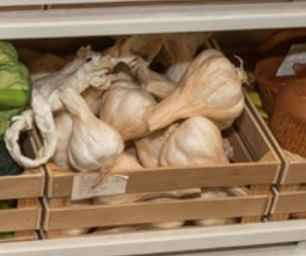 <p>18ct Yellow And White Gold Diamond Ring </p>