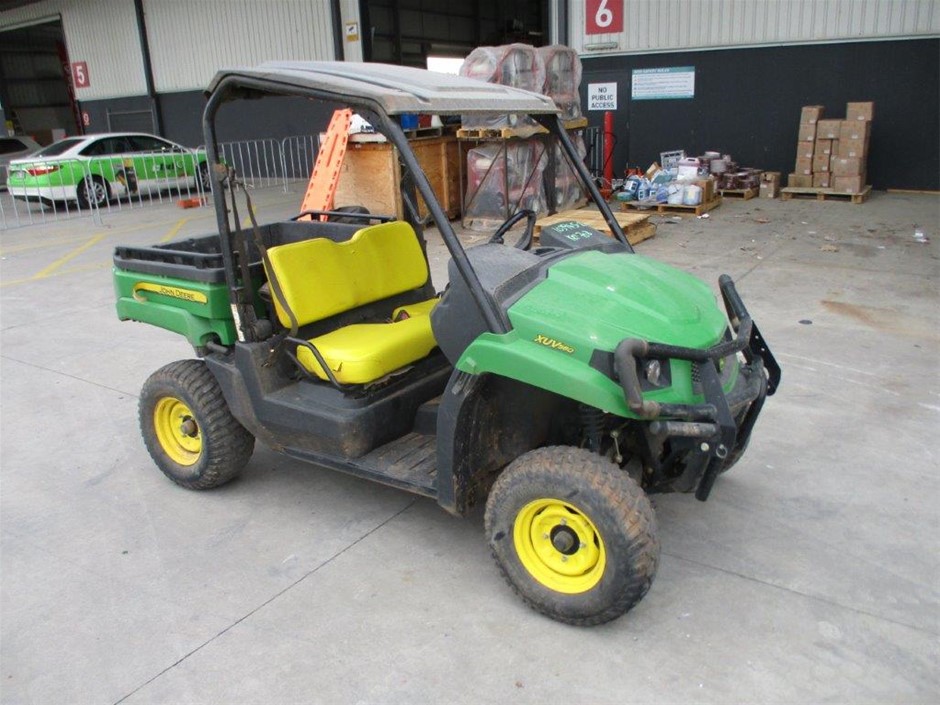 18K Gold-Filled Cuban Style Link Ring with Simulated Diamonds - Size 7