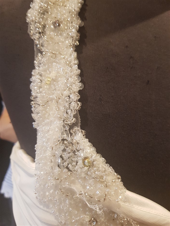 18K Gold-Filled Cross & Flower Bracelet with Simulated Diamonds - 17.8cm