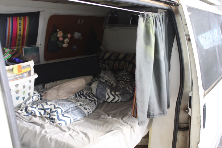 7-8mm White Pearls & Spacer Beads Real Platinum Plated Necklace