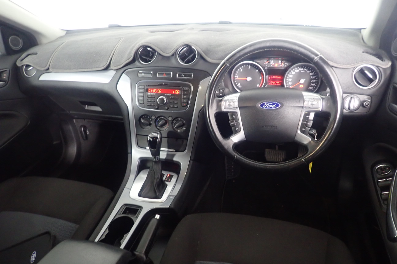 18K Gold-Filled Cuban Style Link Ring with Simulated Diamonds - Size 10