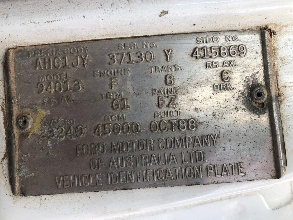 0.12 carat white round 4 diamond