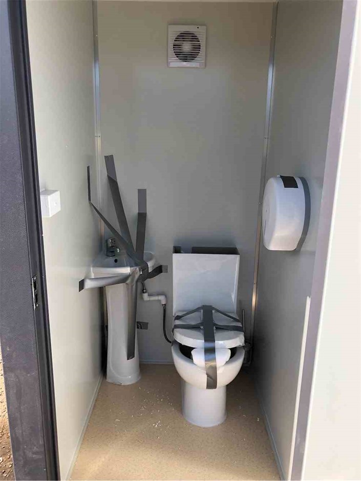 Approx 37 Ct of Loose Boulder Opal Chips (Coober Peby) In glass disp/bottle