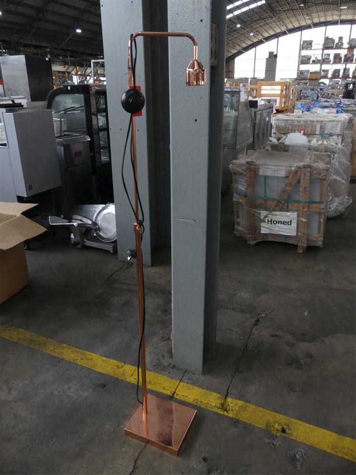 complete set of 8 Rare 2014 5 gram Certified Animal Series
T