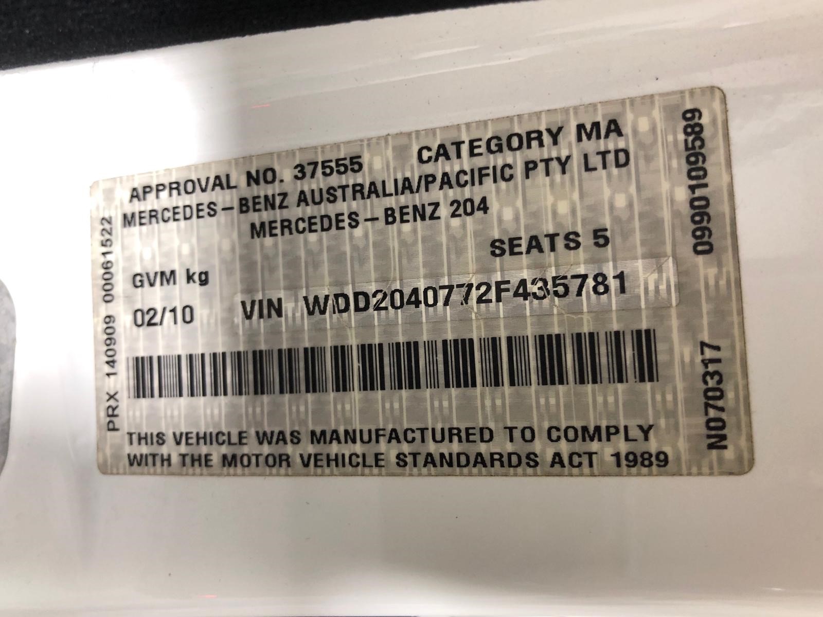 0.12 carat white round 4 diamond