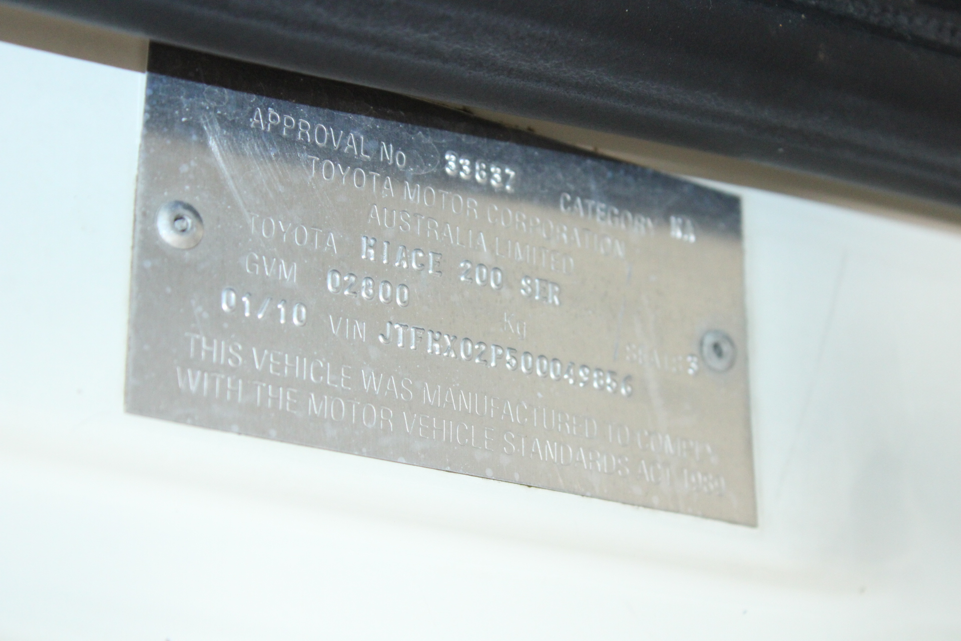 8mm Gorgeous Howlite Gemstones Crystal Beaded Bracelet