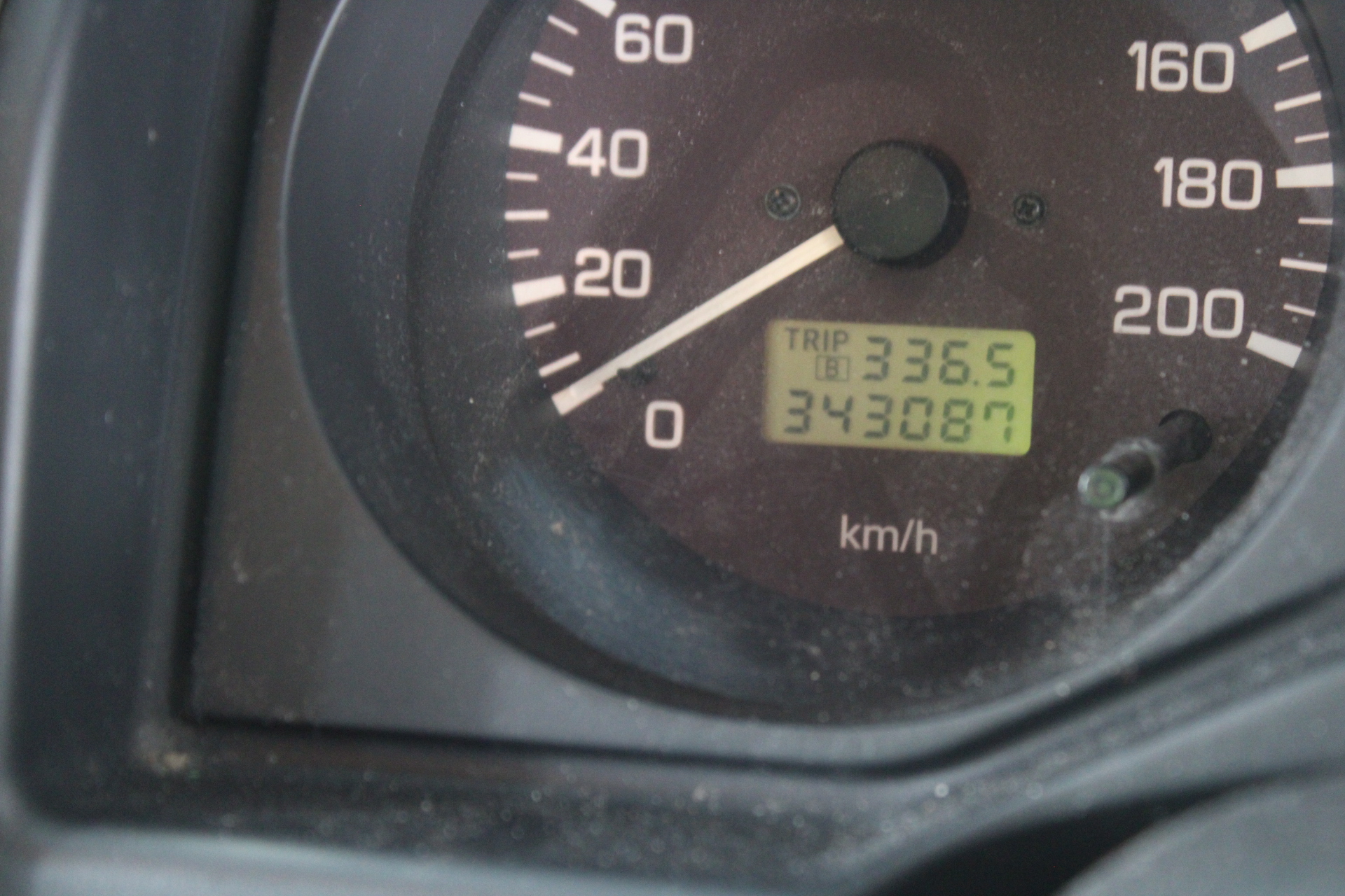 SILVEROO, Kangaroo Global Trade Coin 1/10th Oz 999 Solid Silver COA