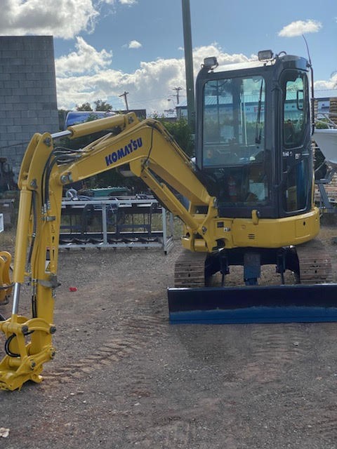 SQUARE Reader 2nd Generation. Accept every way your customers want to pay w