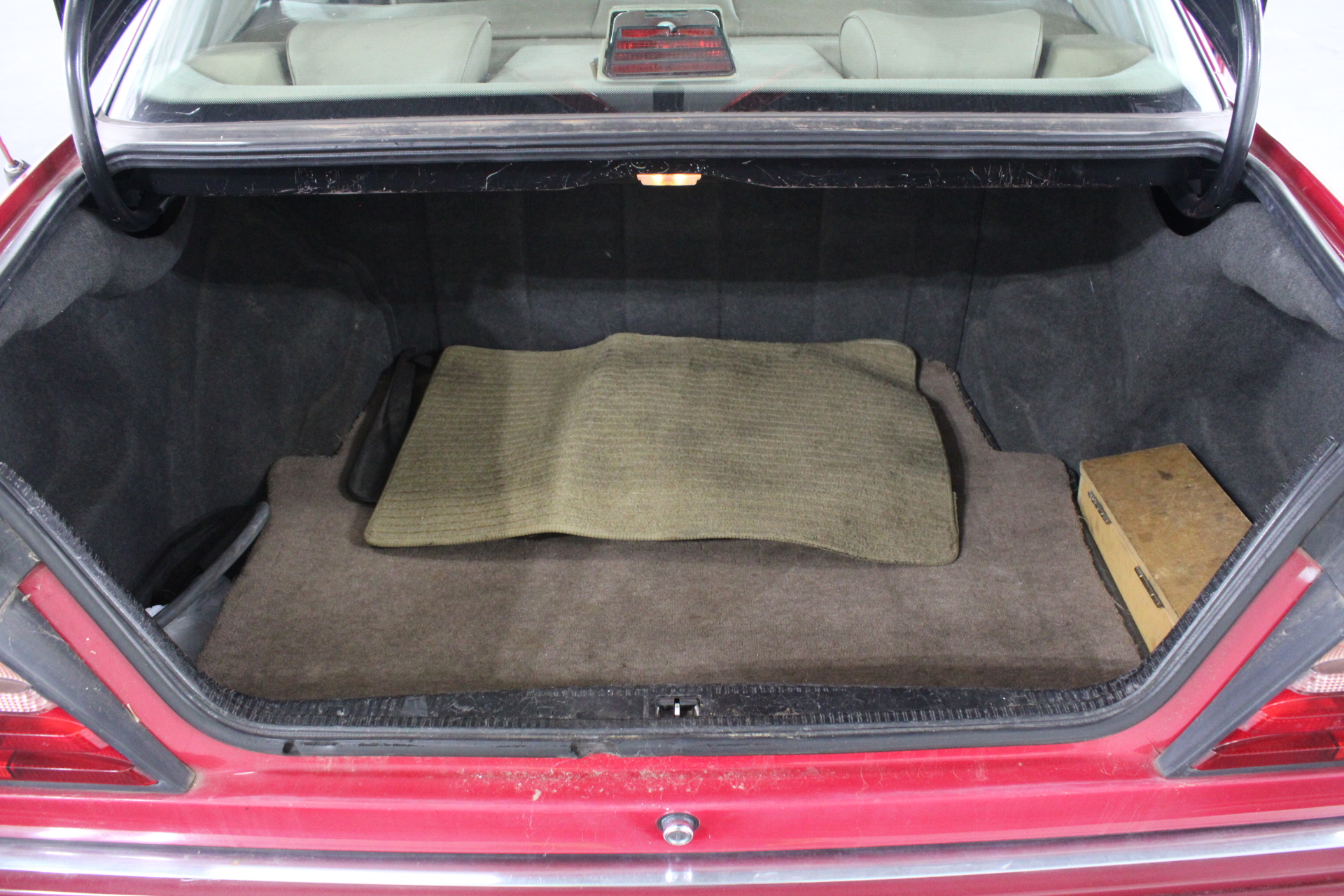 Tradie Trailer 2025 MAXI Premium Package Off Road - White