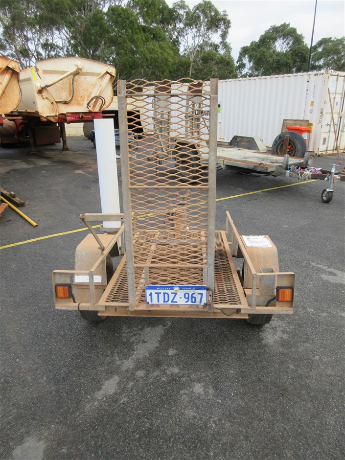 Medium Levelling Bar (Unused),