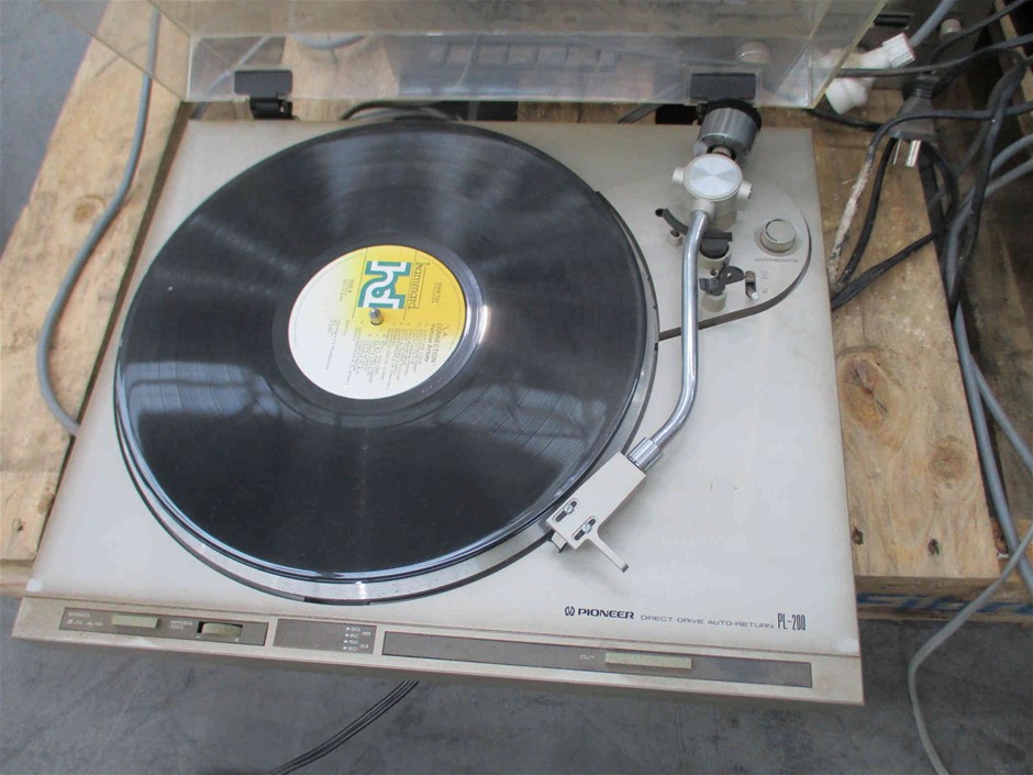 Men's (1 earring) Solid 925 Silver Hoop Earring 22 Crystals by Swarovski®