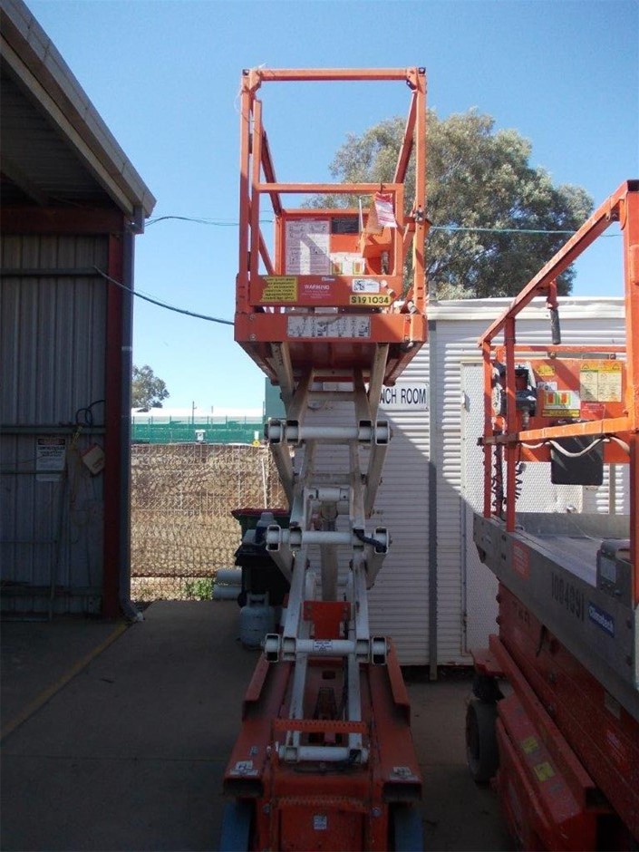 Santa's Brand 154 Christmas Lights + Anko Acrylic Tree Colour Changing Ligh