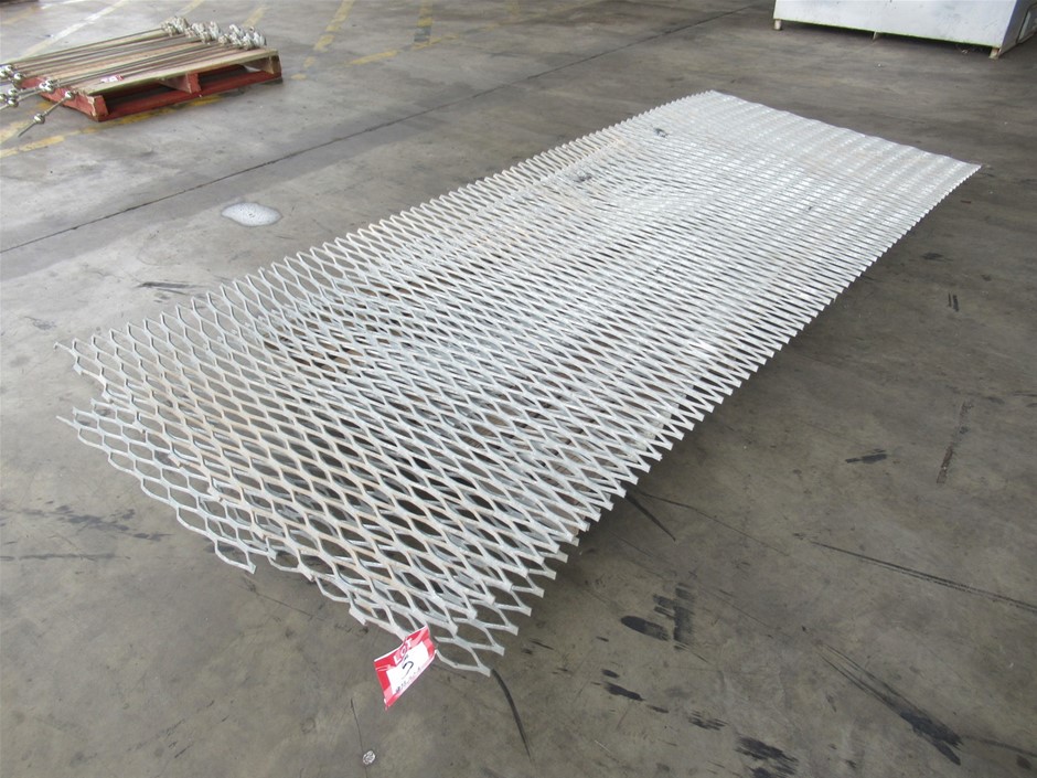 18K Gold-Filled Cuban Bracelet with Simulated Diamond Clasp, 8MM -  19cm