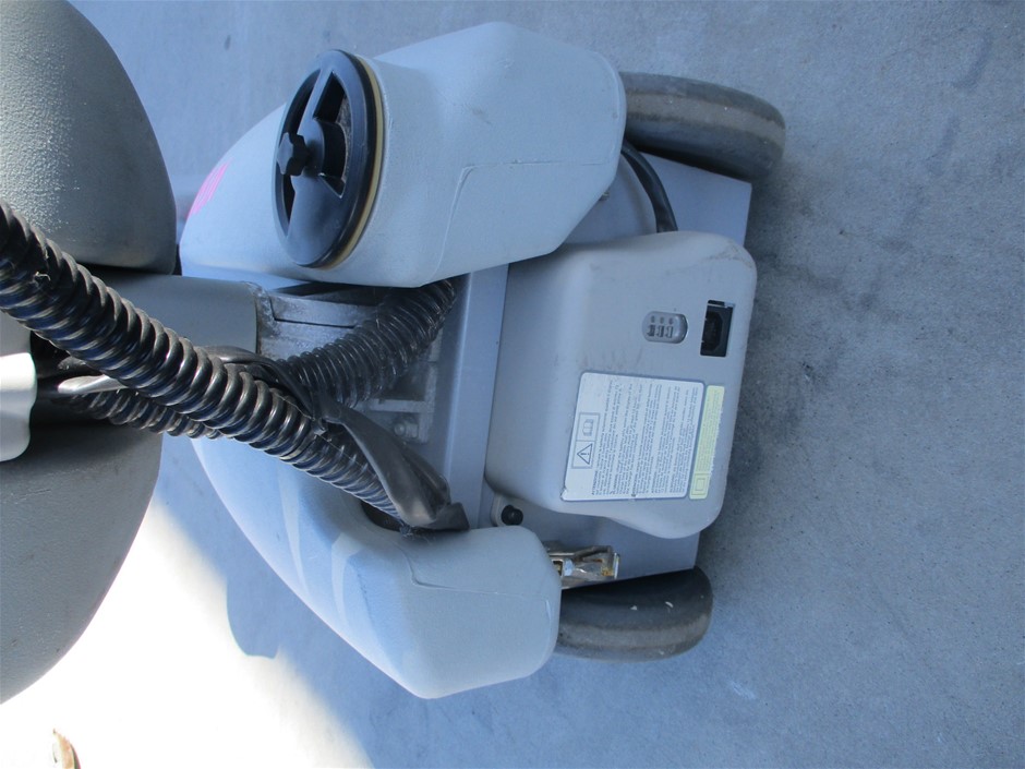 0.14 carat white round 2 diamond