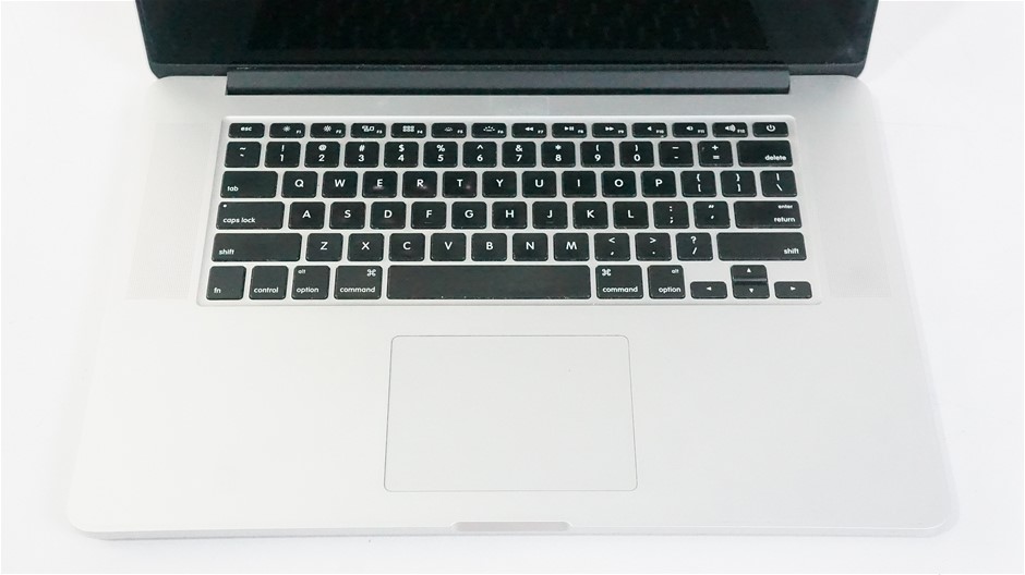 Bradman 5 Dollar Bi Metal Coin on Card of Issue 1996 Issued by RAM