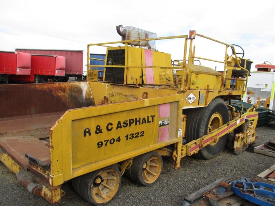 <p>Qty Assorted Core Drill Bits</p>